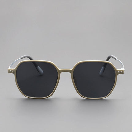 Anteojos de sol para adultos, marco cuadrado en acetato mate beige, diseño elegante con protección UV400.