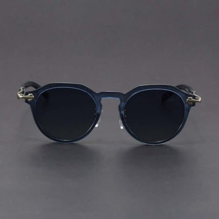 Anteojos de sol vintage Dylan, lentes oscuros degradé, detalles metálicos, UV400, diseño retro moderno para adultos.