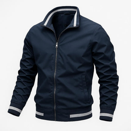 Campera Bomber OutdoorPro impermeable azul para hombre, diseño versátil con cuello alto y cierre de cremallera.