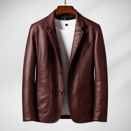 Campera de cuero bronce para hombre, estilo slim y estructurado, con corte entallado. Doble bolsillo y diseño clásico.