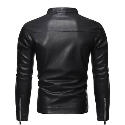 Campera de cuero genuino negra para hombre, diseño clásico con cierre frontal y cuello redondo, estilo elegante y versátil.
