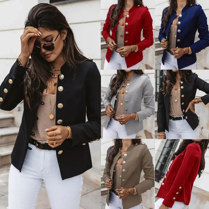 Campera Gabriela de mujer, colores negro, rojo, azul, gris y beige, con botones dorados, elegante y moderna para toda ocasión.