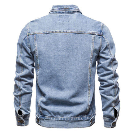 Campera de jean azul clásico para hombre, estilo elegante, detalle de costuras visibles, ideal para moda casual.