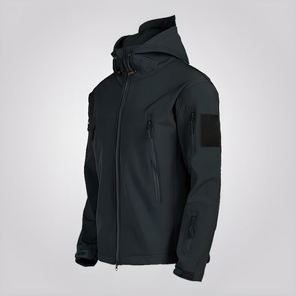 Campera impermeable negra para hombre, con interior polar y bolsillos sellados, ideal para moto y días lluviosos.