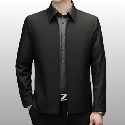 Campera Markus Blanc, liviana y resistente a las arrugas, para hombre activo. Diseño elegante y cómodo en color oscuro.