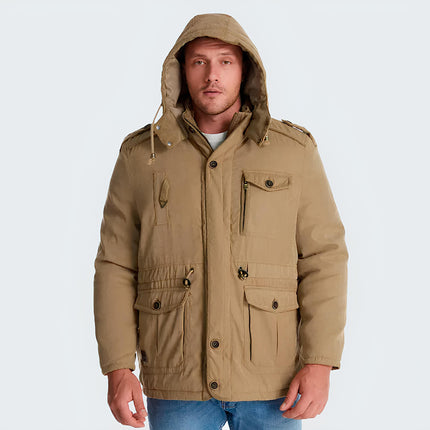 Campera Outwear térmica para hombre, color beige, interior afelpado, protección hasta 0 °C, diseño moderno.