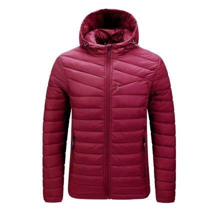 Campera puffer con capucha para hombre, color rojo, acolchada, ideal para invierno y usos urbanos, disponible en talles S a 2XL.