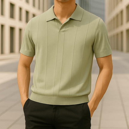Chomba verde Kensington para hombre, con tejido de punto en mezcla de rayón, cuello abierto y diseño entallado.