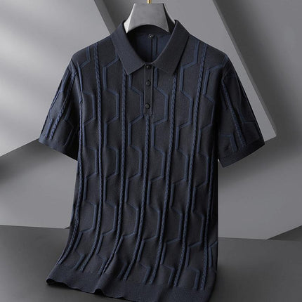 Polo Saint Jacques azul oscuro de algodón liviano con tejido chevrón para hombres, estilo refinado y relajado.