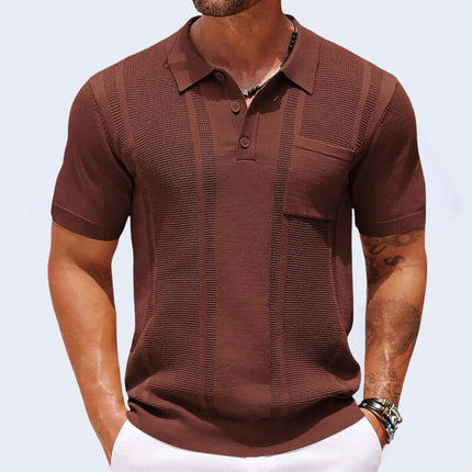 Chomba Sorrento marrón para hombre, tejido mezcla de algodón, con bolsillo en pecho y bordes acanalados, estilo entallado.