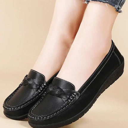 Mocasines Mujer Siena de cuero negro, elegantes y cómodos, adaptables para cualquier ocasión y look casual.