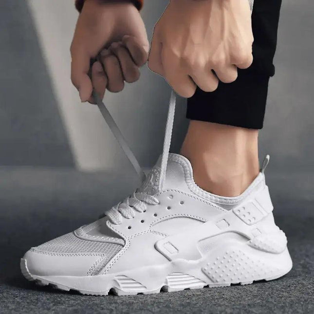 Zapatillas Street Air blancas para hombre, diseño liviano y versátil, ideales para el uso diario y casual.