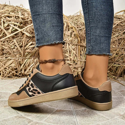 Zapatillas de leopardo negras y marrones para mujer, estilo urbano, cuero PU, diseño exclusivo, tendencia 2025.