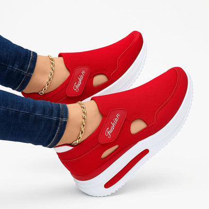 Zapatillas flexibles de mujer, color rojo, con suela blanca, estilo casual, ideales para el uso diario.
