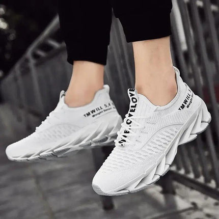 Zapatillas blancas ShockAir para hombre, diseño con amortiguación, ideales para confort diario y estilo casual.