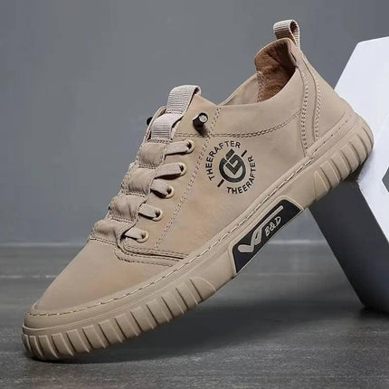 Zapato Street Core urbano beige, material transpirable, ideal para jóvenes modernos, diseño artesanal y cómodo. Núcleo de calle.
