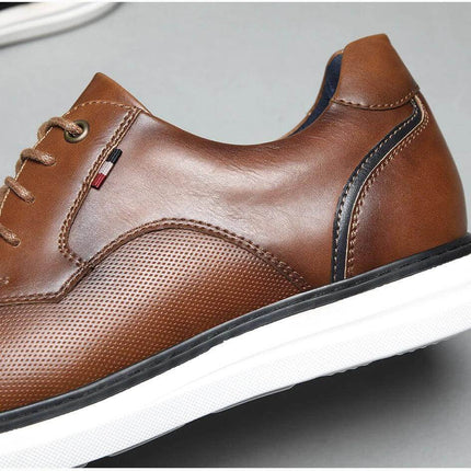 Zapatos de hombre marrones ZENITHI con cordones, diseño elegante casual, cuero sintético, suela blanca, para hombres.