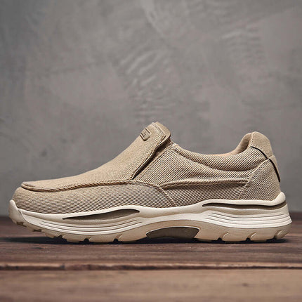 Zapatos de lona sin cordones beige para adultos, cómodos y antideslizantes, con suela resistente, ideales para uso diario.